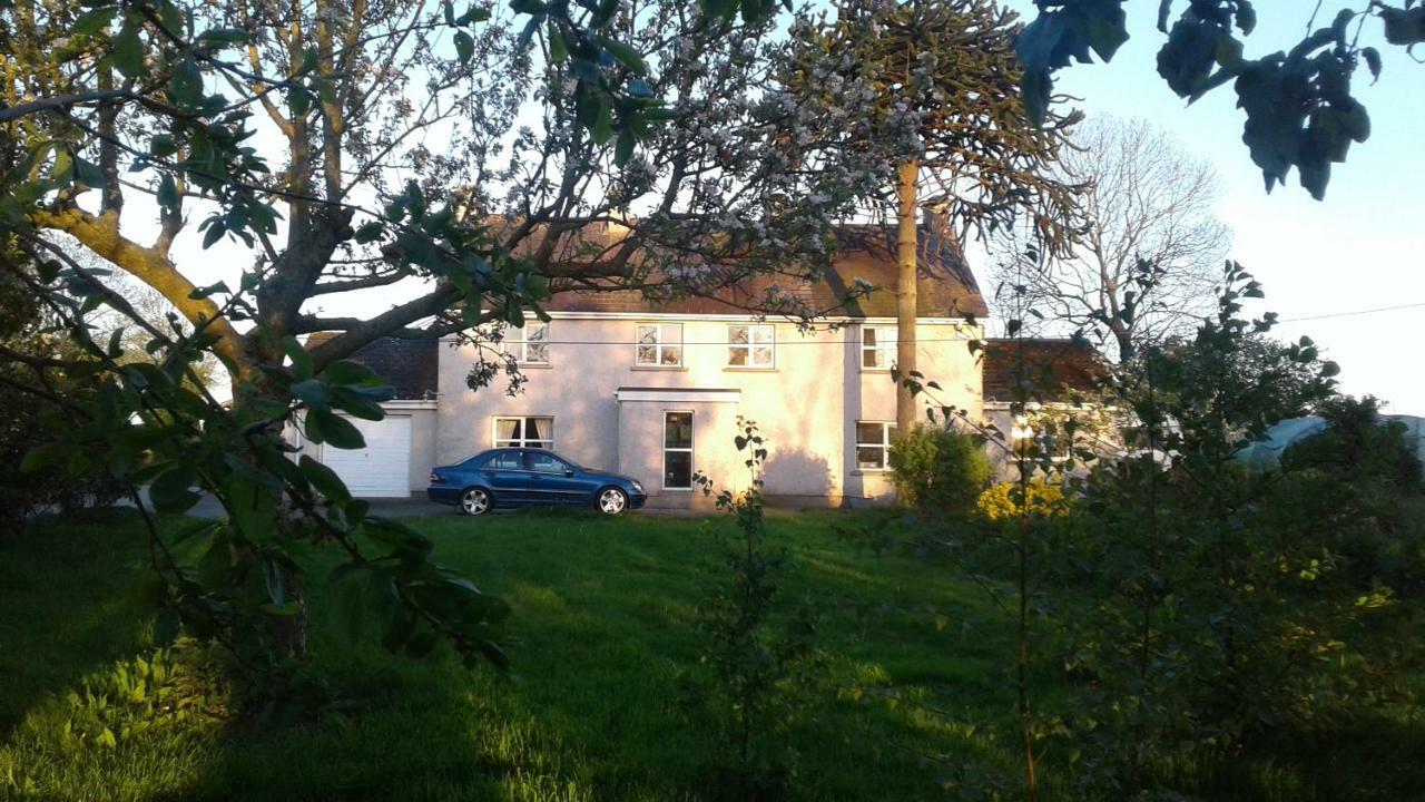 Lisieux House On Lough Neagh Bed & Breakfast Aghalee Exterior photo